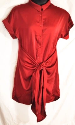 mujer burdeos camisa vestido con corbata delantera talla grande manga corta botón delantero Foto 1 de 4