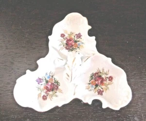3 Part Handled Antique 8" Porcelain Tid Bit Server Mint 52/291 - Picture 1 of 6