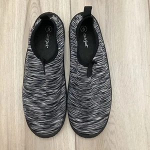 Cat and Jack Jungen Wasserschuhe Schwimmen schnelltrocknend leicht grau Größe 6 - Bild 1 von 5