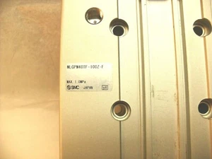 MLGPM40TF100Z-F - Cilindro guía compacto SMC con bloqueo - - Imagen 1 de 4