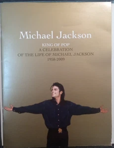 Michael Jackson 2009 Memorial Celebration of Life Program-- Copertina flessibile - Foto 1 di 4