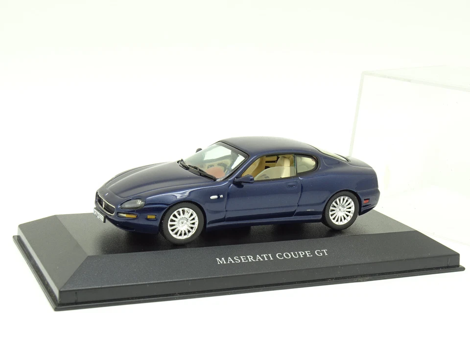 IXO B 1/43 - Maserati Coupé Gt Blu - Immagine 1 di 1