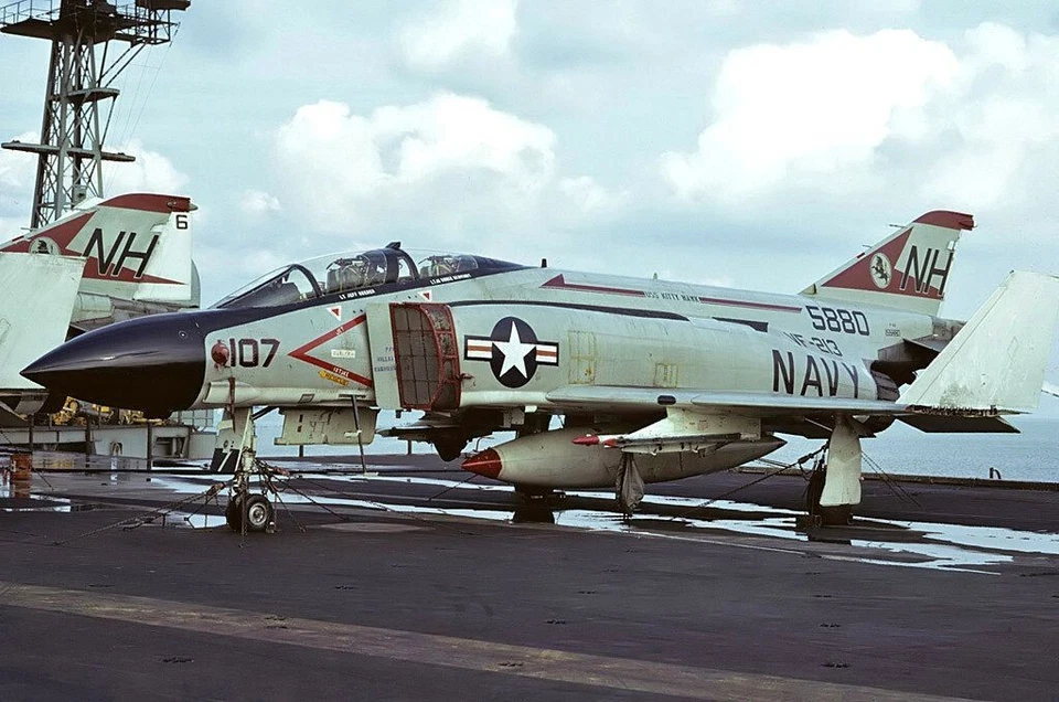 F-4J Phantom II Italeri  N. 2642 1:48 rare box vintage - Immagine 1 di 4