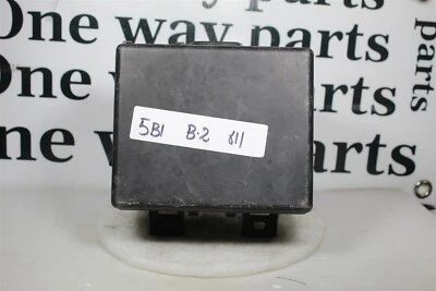 04604101 Eagle Vision 1997 Fuse Box Junction OEM 04604101 Module 5B1 611 B2 - Image 1 of 4