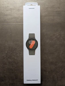 Samsung Galaxy Watch 7 SM-L300 Green 40MM GPS BT New - Picture 1 of 2