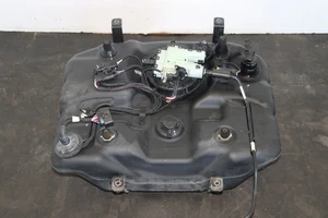 Mercedes X204 GLK 250 CDI Adblue Tank Adblue Pump Reduction Agent Tank - Picture 1 of 6