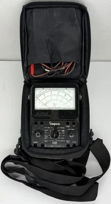 De colección Simpson 260 Serie 7 Multímetros Voltios OHM CABLES SONDAS BOLSA SIN PROBAR LEER Foto 1 de 4