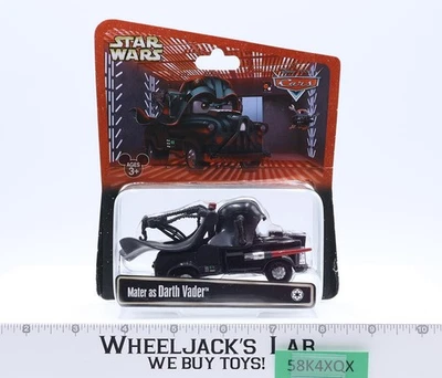 Mater as Darth Vader Disney Pixar Car Star Wars 2013 Disney Parks NEW SEALED - Imagem 1 de 4