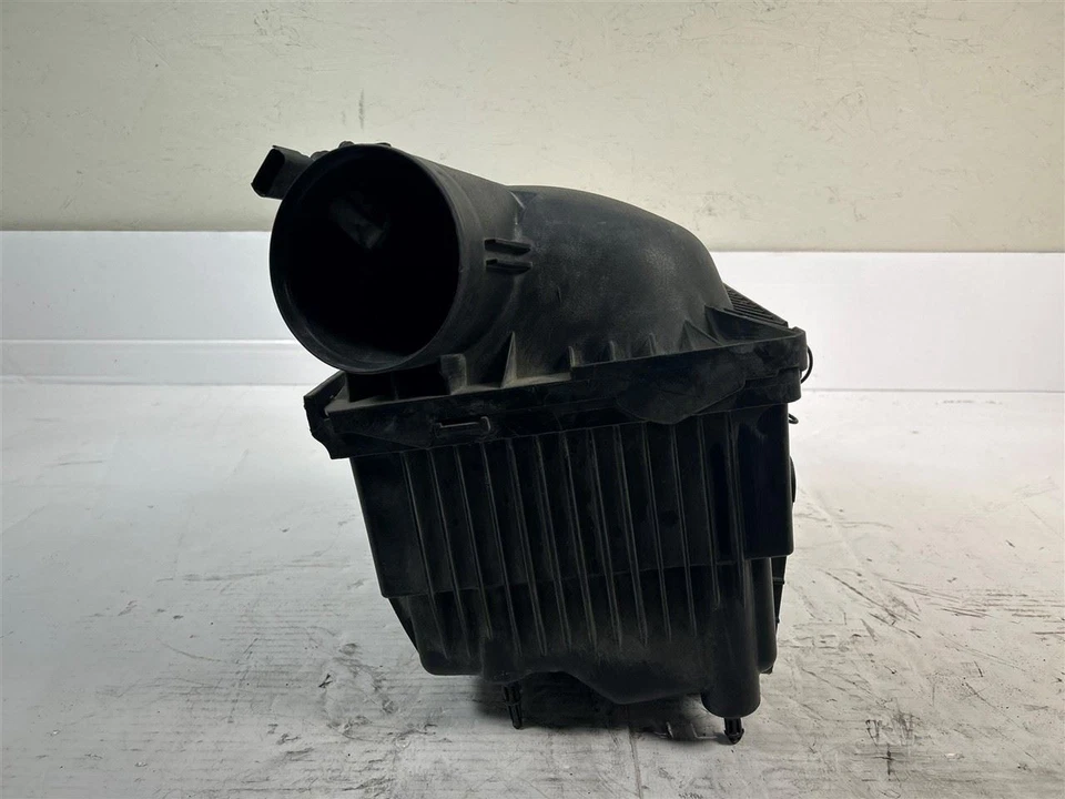 Ram 2500 2011 purificador de aire caja y resonador 6,7 L usado OEM Foto 1 de 4