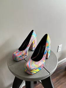 katy perry uplift pump rainbow multi - Picture 1 of 7