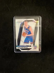 2024-25 Panini Prizm White Prizm 010/175 Isaiah Hartenstein #154 - Picture 1 of 2