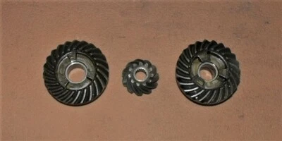 OEM Suzuki DT35 40 HP 2 Stroke Gear Set PN 57510-94401 Fits 1987-1998 - Image 1 of 2