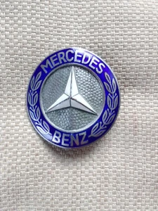 Mercedes Benz W108 W109 W111 W110 bonnet radiator Grille Emblem - Picture 1 of 3