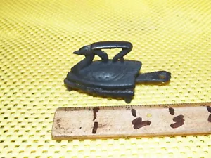 Mini cisne de hierro fundido y remache vintage - Imagen 1 de 4