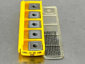 Kennametal SNMG 4534 K68 Carbide Insert 140416B (Pack of 5) - Picture 1 of 2