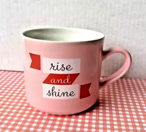 Linda taza de café rosa bebé "RISE & SHINE" 3,5" de alto OpalHouse ™ - gres - Imagen 1 de 10