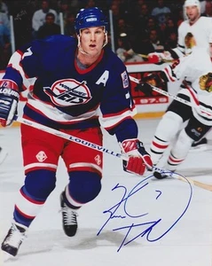 KEITH TKACHUK Signed WINNIPEG JETS 8X10 photo w/COA #6 - Picture 1 of 1