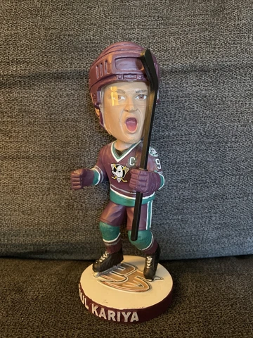 Anaheim Mighty Ducks Paul Kariya 25 Year Anniversary Collectible Bobblehead Cover