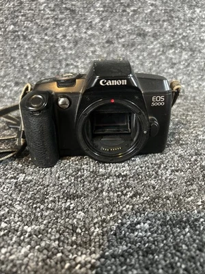 Canon EOS 5000  Body 35mm SLR Film Camera Untested - Image 1 of 4