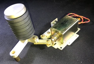 SONY APR-24 COMPLETE PINCH ROLLER ASSEMBLY IN GREAT CONDITION. 0NLY 1000 HOURS!! - Picture 1 of 16