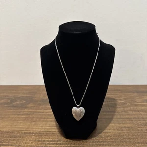 STERLINGSILBER GEÄTZT DREI BILDER HERZ MEDAILLON ANHÄNGER KETTE HALSKETTE 925 - Bild 1 von 7