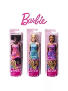 Bambola barbie 30 cm bionda con vestito azzurro mattel hgm59 - Foto 1 di 3