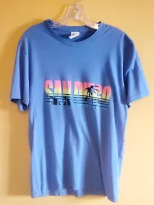 San Diego T-Shirt Neu Medium Recycelt und Bio Blau Kalifornien Kostenloser Versand - Bild 1 von 6