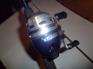 Stampede Spinning Rod And Reel Combo, Bass Pro Shops, Excellent - Picture 1 of 8