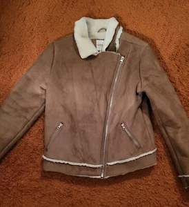 Cat & Jack Girl’s Faux Suede And Faux Fur Jacket, Tan, Full Zip, Zip Pockets - Picture 1 of 4