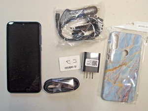 Tracfone Motorola Moto e phone; 32GB, 2GB RAM, Android 10 XT2052DL; unlocked - Picture 1 of 11