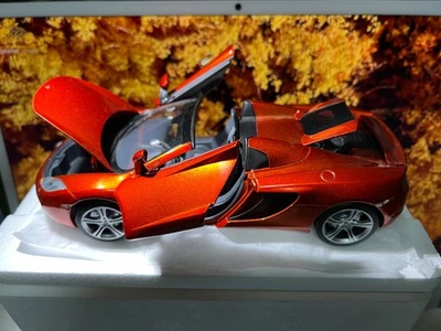 McLaren MP 4 -12 C Spider arancione 2012. Minichamps 1:18 - molto raro - Immagine 1 di 4