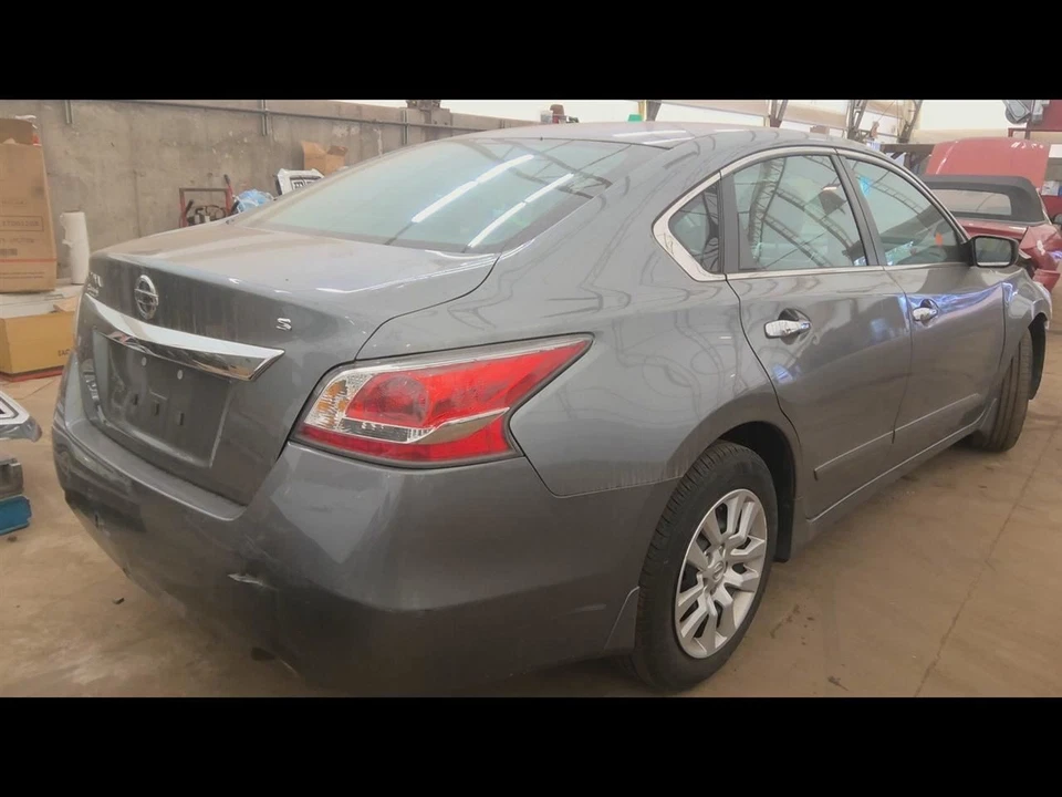 Pinza trasera izquierda conductor compatible 07-18 ALTIMA 6775383 Foto 1 de 4