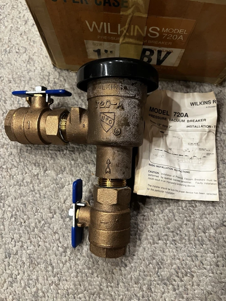 Zurn Wilkins 720A 1-inch Bronze NPT Pressure Vacuum Breaker New Wholesaler Stock - Image 1 of 4