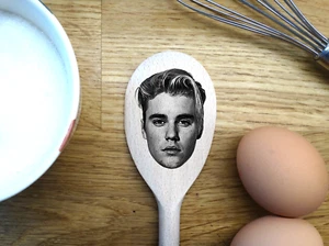 Justin Bieber Merch Gift Idea Image On A Wooden Spoon-Novelty Present - Picture 1 of 2