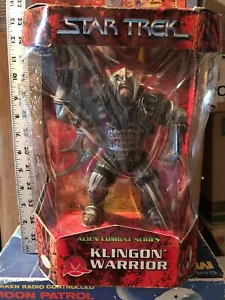 Star Trek Alien Combat Series Klingon Warrior 1999 NIB Playmates Vintage - Picture 1 of 5