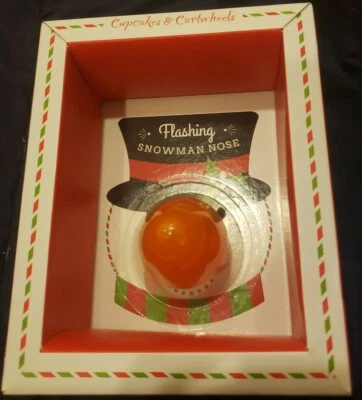 Cupcakes y ruedas de carro muñeco de nieve parpadeante nariz naranja zanahoria ¡Navidad niños! Foto 1 de 2