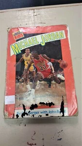 Vintage 1990 Sports Illustrated For Kids Book - Michael Jordan M147 - Bild 1 von 12