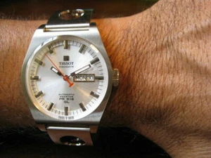 Reloj suizo para hombre NOS Tissot Heritage T071.430.11.031.00 PR 516 esfera plateada automática 2 - Imagen 1 de 7