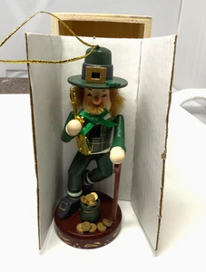 Zim's Heirloom Collectible Nutcracker Leprechaun St Paddy's Christmas Ornament - Picture 1 of 10