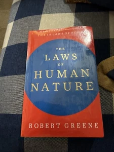 Die Gesetze der menschlichen Natur von Robert Greene versiegelt - Bild 1 von 2