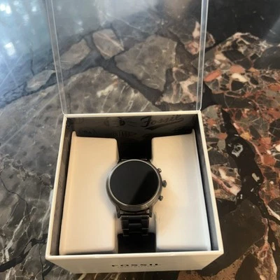 Fossil Gen 5 4mm Black Silicone Black Smartwatch - FTW4025 - Image 1 of 2