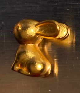 MASSIVER 999 - 24K GELBGOLD HASE HASE ANHÄNGER CHARM - Bild 1 von 4