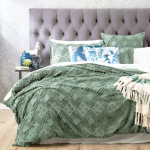 Park Avenue Medallion cotton Vintage washed Tufted Quilt Cover Set Sage - Picture 1 of 5
