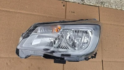 Faro halógeno izquierdo izquierdo lado del conductor Subaru Forester 2017 2018 Foto 1 de 4