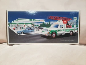 ¡Camión de rescate Hess 1994 raro con sirena y luces! Embalaje y caja originales - Imagen 1 de 5