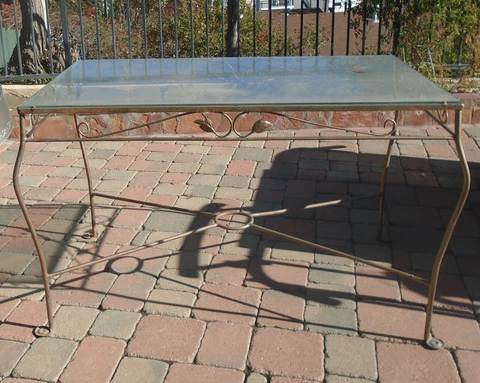 Good Size Indore/Outdoor Hand Made Metal Table with Glass top  NO DAMAGE Cover
