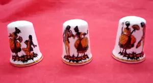 Collectable Vintage 3 Fine Bone China Thimbles Black & Gold Silhouettes - Picture 1 of 4