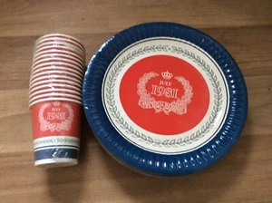 1981 ROYAL WEDDING CHARLES & DIANA- 38 PAPER PLATES + 16 CUPS- FREEPOST UK - Picture 1 of 6