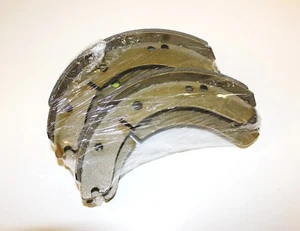 SET 4 FRONT OR REAR BRAKE SHOES MGA 1955 - 1962 - Picture 1 of 1
