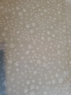 Tela de Costura De Colección Beige Calicó Floral 18x45" 100% Algodón Premium Foto 1 de 4